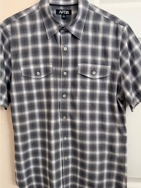 Apt 9 Multicolored 100% Cotton Men’s M Short Sleeve Button Up Shirt